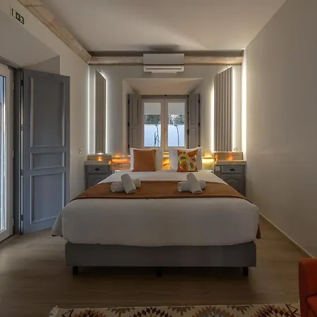 Lagoon & Deluxe Βίλα