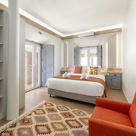 Lagoon & Deluxe Βίλα