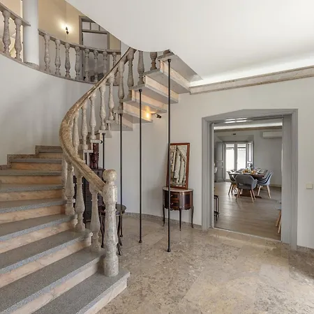 Lagoon & Deluxe Caldas Da Rainha