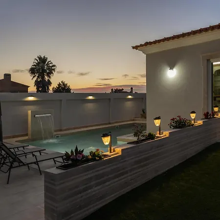 Βίλα Lagoon & Deluxe