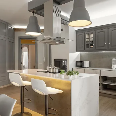 Lagoon & Deluxe Βίλα