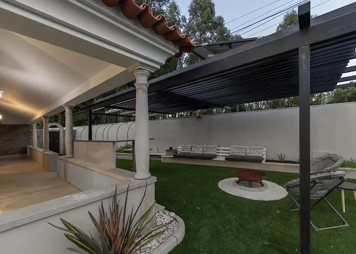 Lagoon & Deluxe Caldas Da Rainha