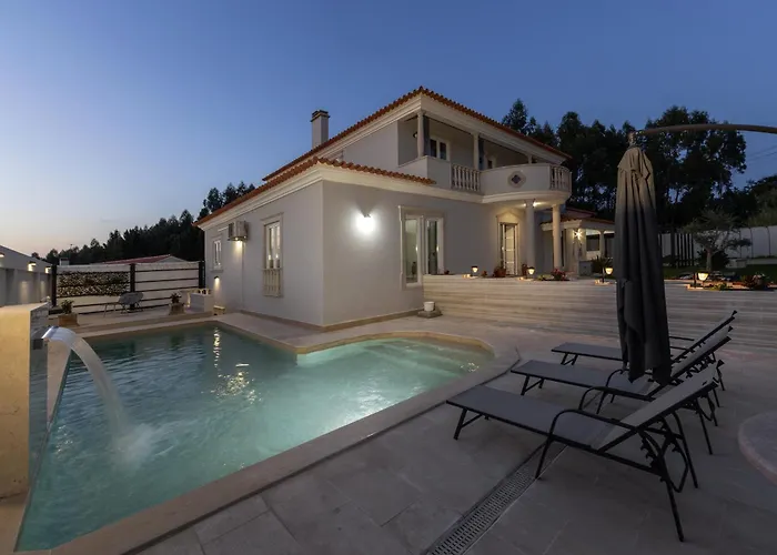 Lagoon & Deluxe Villa *