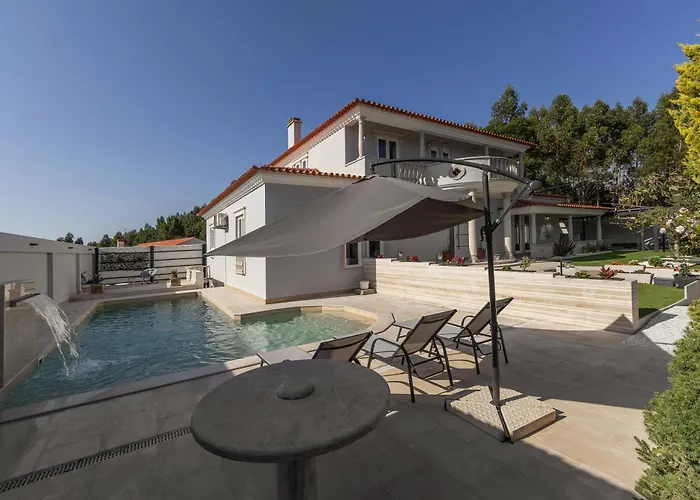 Lagoon & Deluxe Villa *